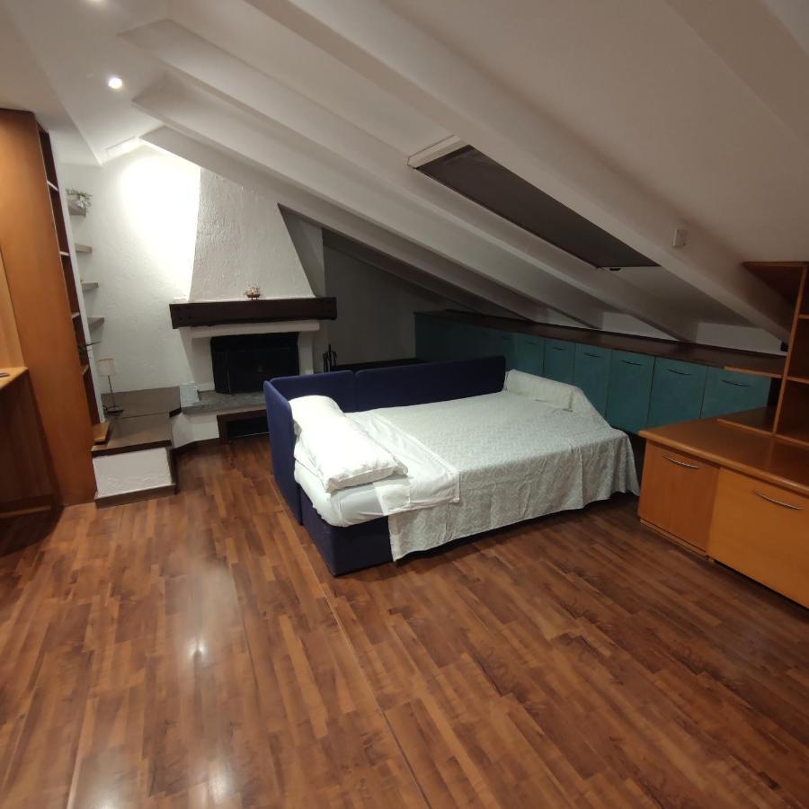 Loft Mansardato Монца Екстер'єр фото